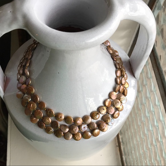 🍀 Three Strand Bronze Coin Pearl Necklace - Picture 5 of 7